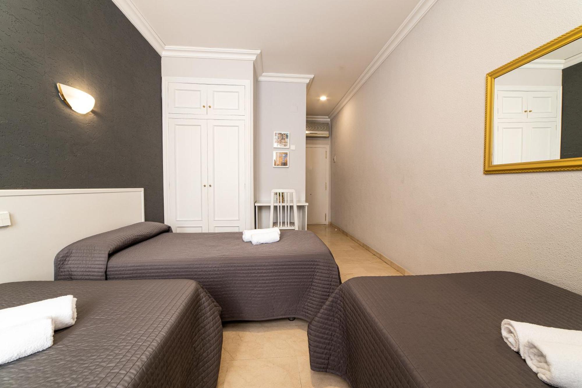 Hostal Ya Aspe Eksteriør billede